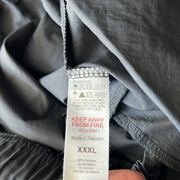 Boohoo man NWT nylon blend shorts 3XL - Picture 8 of 8